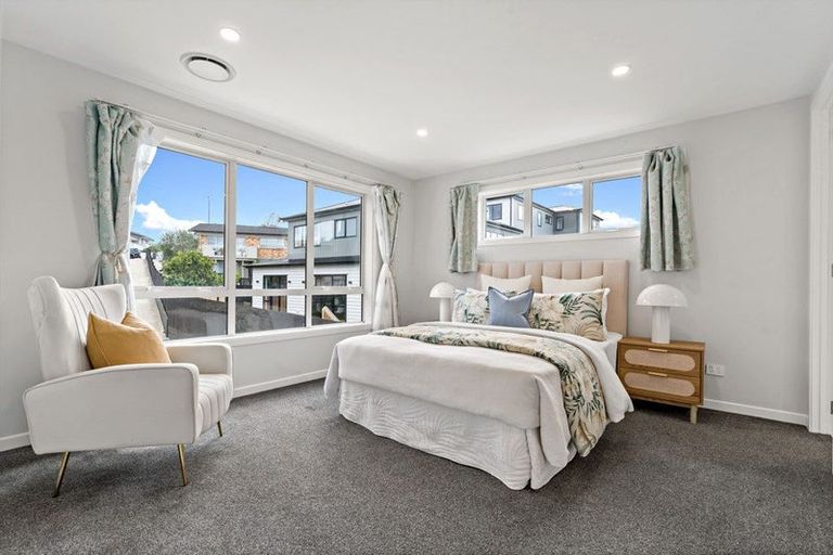 Photo of property in 206b Clovelly Road, Bucklands Beach, Auckland, 2012
