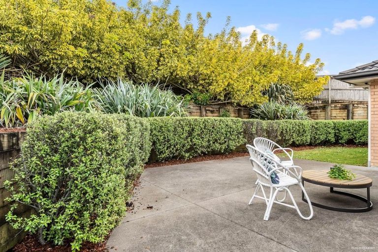 Photo of property in 41 Ina Ville Drive, Pukekohe, 2120