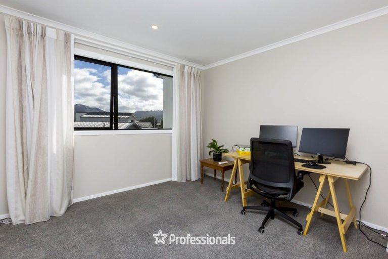Photo of property in 12 Fitch Lane, Wallaceville, Upper Hutt, 5018