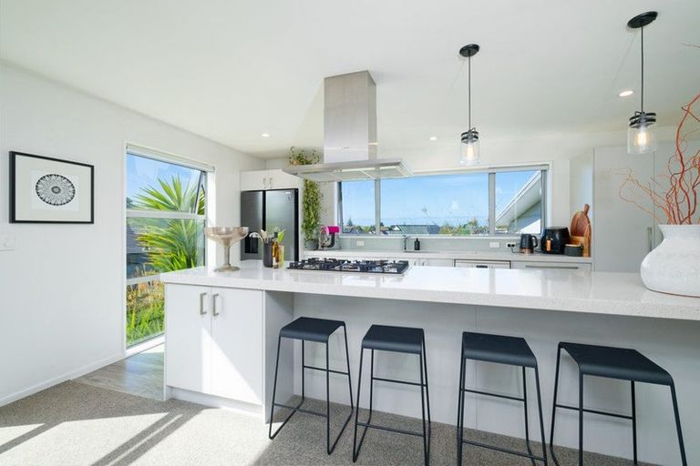 Photo of property in 16 Swyncombe Place, Kaikoura Flat, Kaikoura, 7371
