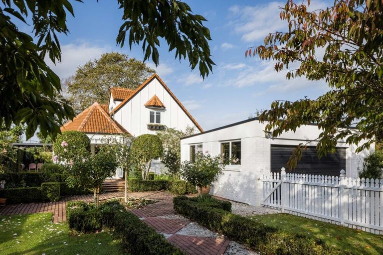 Photo of property in 25 Hall Street, Cambridge, 3434