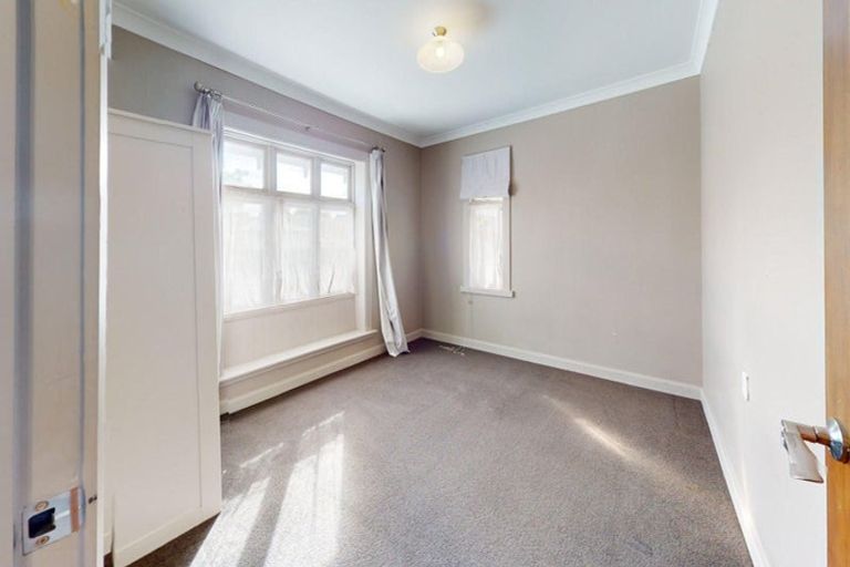 Photo of property in 201 Fitzherbert Avenue, West End, Palmerston North, 4410