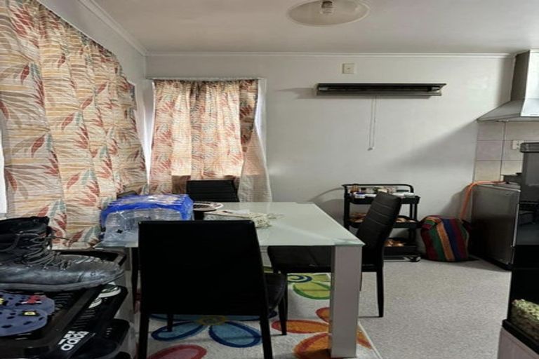 Photo of property in 2/109a Coronation Road, Papatoetoe, Auckland, 2025