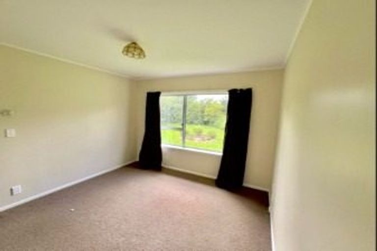 Photo of property in 38 Garth Road, Levin, 5571