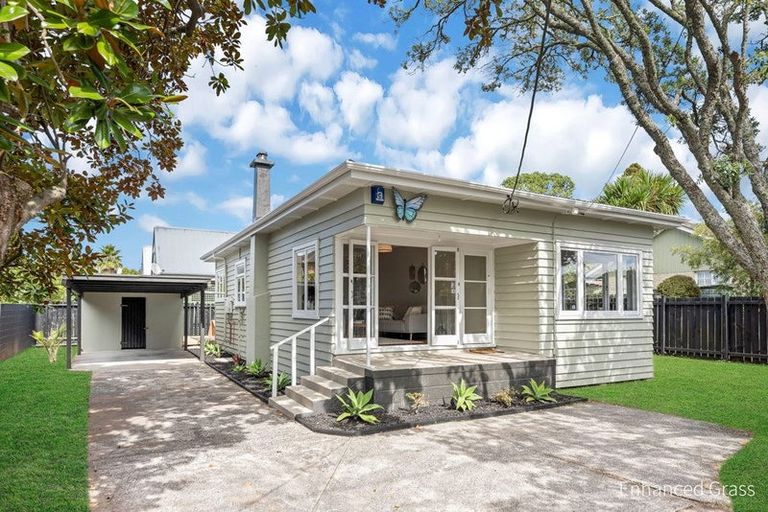 Photo of property in 36 Rimu Street, New Lynn, Auckland, 0600