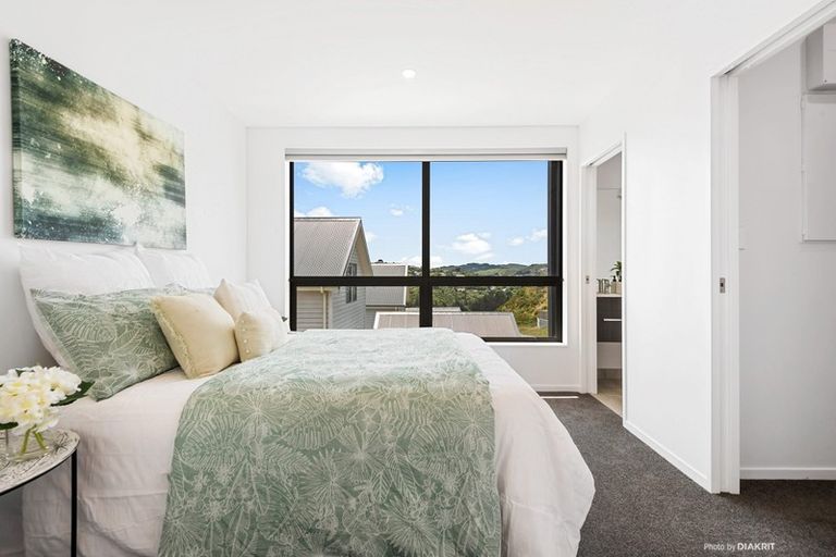 Photo of property in 62u1 Spenmoor Street, Newlands, Wellington, 6037