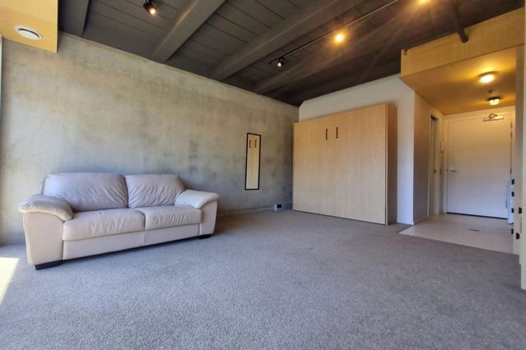 Photo of property in Vedado Apartments, 303/41u Hopper Street, Mount Cook, Wellington, 6011