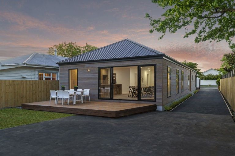 Photo of property in 110 Knowles Street, St Albans, Christchurch, 8052