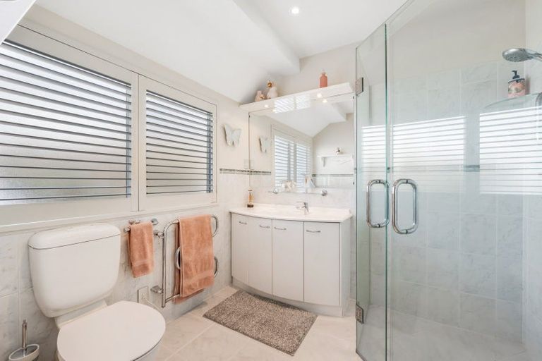 Photo of property in 44a Cook Street, Howick, Auckland, 2014