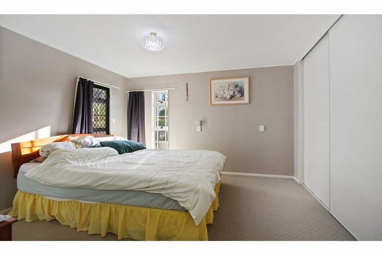 Photo of property in 4 Tern Place, Unsworth Heights, Auckland, 0632
