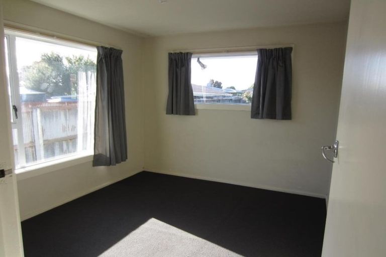 Photo of property in 15 Waitohi Street, Hornby, Christchurch, 8042