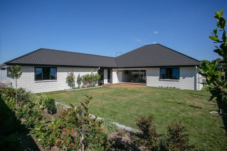 Photo of property in 39a Norfolk Drive, Cambridge, 3434