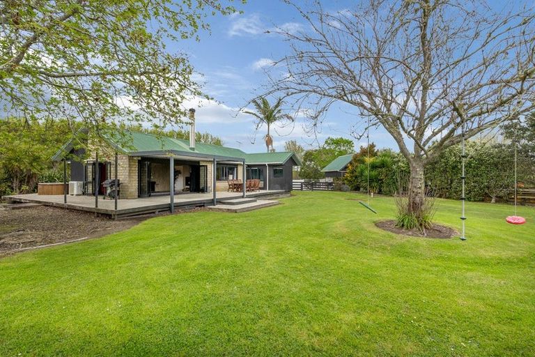 Photo of property in 5 Pukanui Avenue, Totara Park, 2019