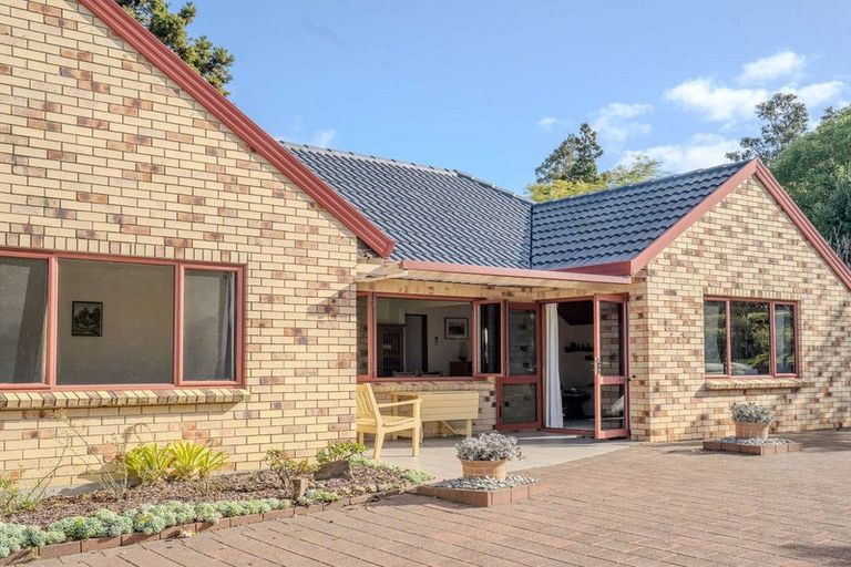 Photo of property in 11 Rangitane Loop Road, Kerikeri, 0294