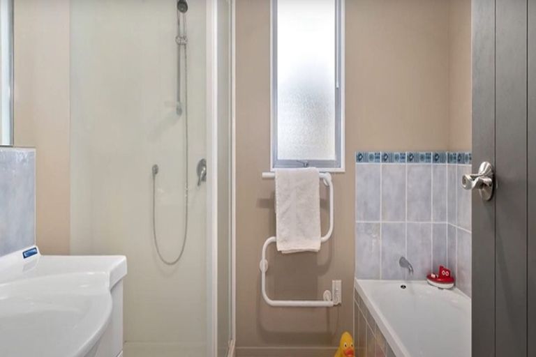 Photo of property in 12 Hazelnut Way, Bellevue, Tauranga, 3110