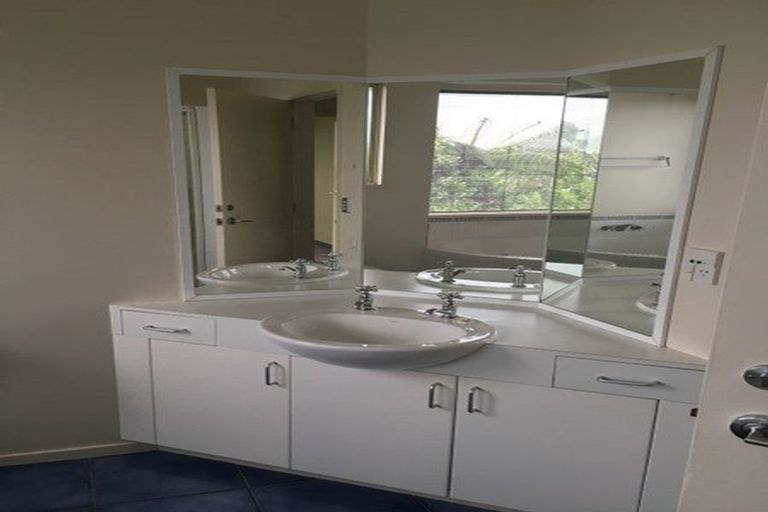 Photo of property in 80 Tasman Street, Karoro, Greymouth, 7805