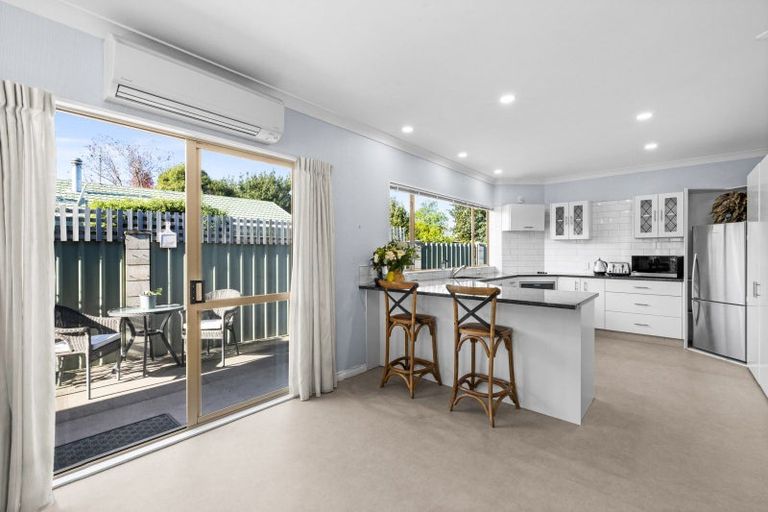 Photo of property in 59 Whiting Crescent, Greenmeadows, Napier, 4112