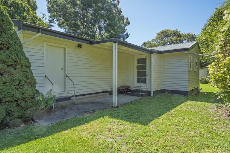 Photo of property in 12 Tekoa Street, Waiau, 7332