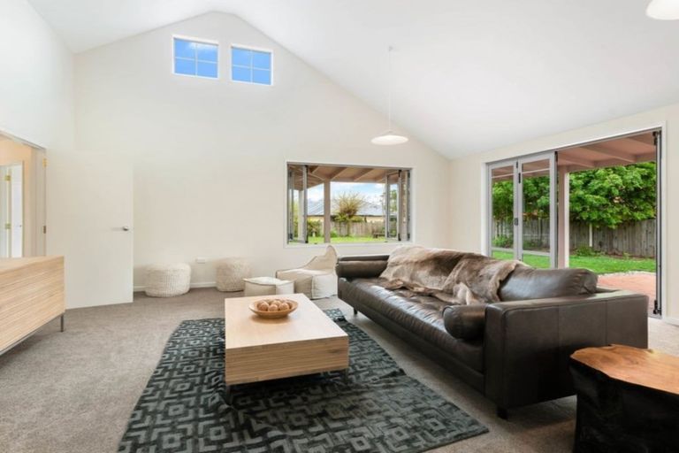 Photo of property in 18 Little Oak Common, Wanaka, 9305