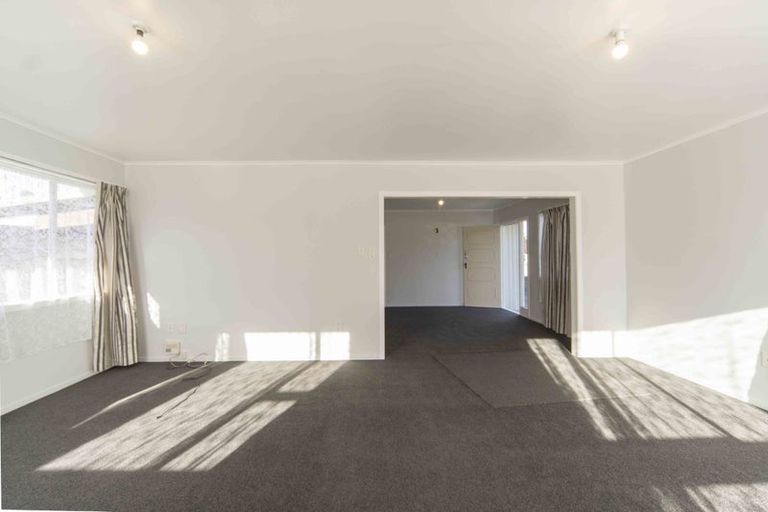 Photo of property in 21 Oakfield Crescent, Pukete, Hamilton, 3200