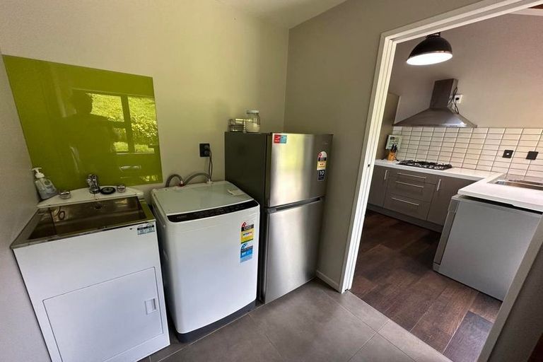 Photo of property in 11a Poneke Drive, Waikanae, 5036