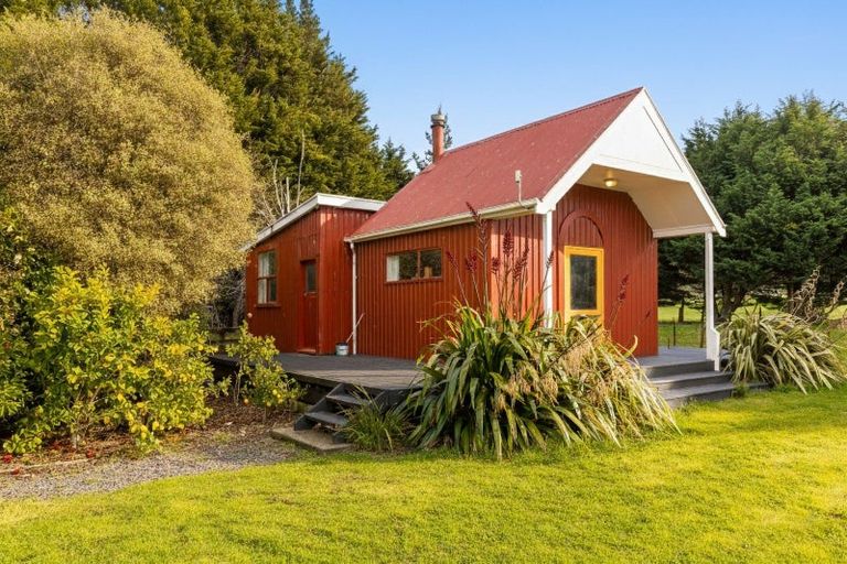 Photo of property in 960 Norfolk Road, Upper Plain, Carterton, 5791