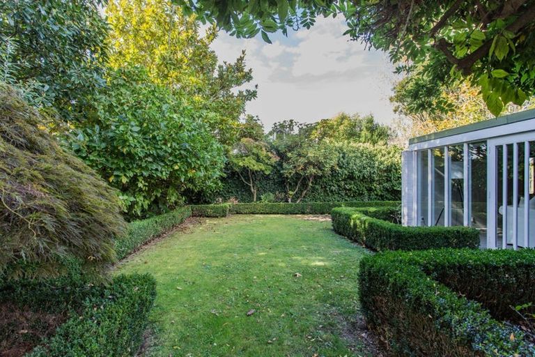 Photo of property in 17 Chepstow Avenue, Fendalton, Christchurch, 8052