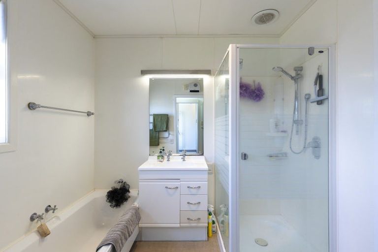 Photo of property in 29 Barrett Street, Westown, New Plymouth, 4310