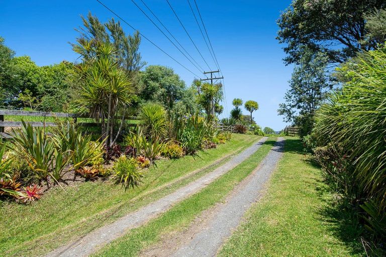 Photo of property in 56a Kaipara Coast Highway, Helensville, Kaukapakapa, 0871