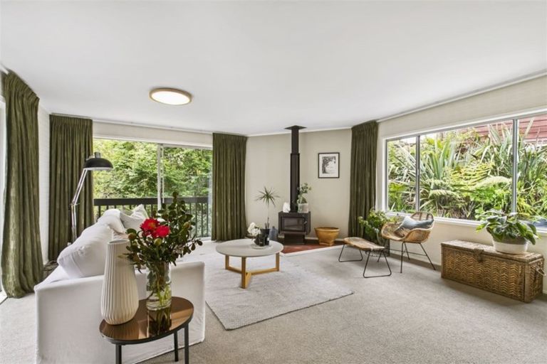 Photo of property in 23 Catrina Avenue, Birkenhead, Auckland, 0626