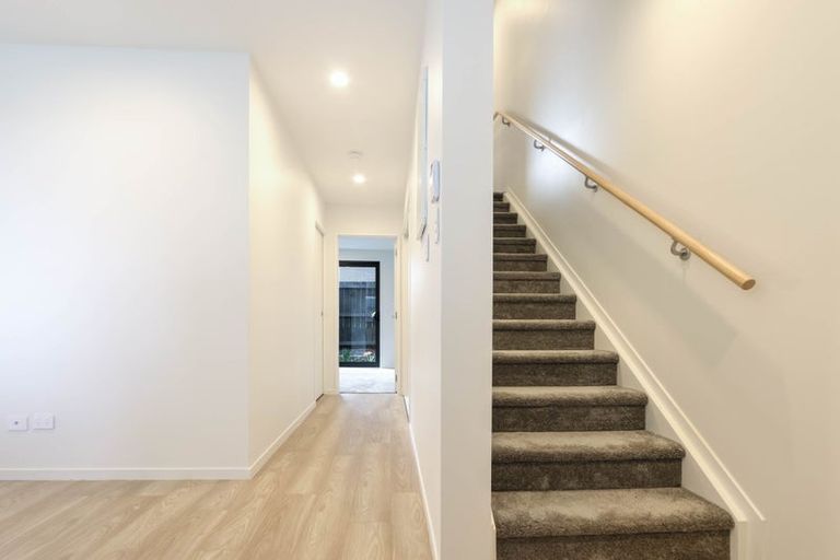 Photo of property in 7/32a Westgate Drive, Massey, Auckland, 0614