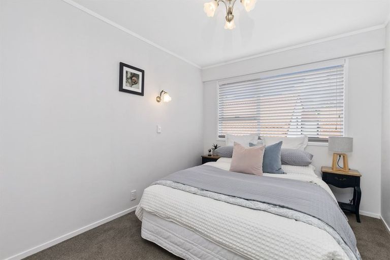 Photo of property in 4/87 Ocean View Road, Hillcrest, Auckland, 0627