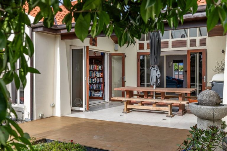 Photo of property in 11 Park Lane, Greenmeadows, Napier, 4112