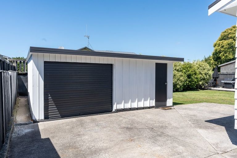 Photo of property in 15c Breckons Avenue, Nawton, Hamilton, 3200