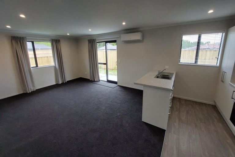 Photo of property in 9 Treedale Street, Belfast, 8051
