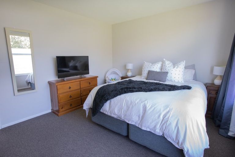 Photo of property in 51 Parkhouse Drive, Rangiora, 7400