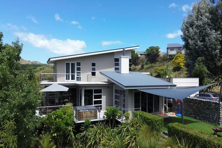 Photo of property in 41 Hikanui Drive, Havelock North, 4130