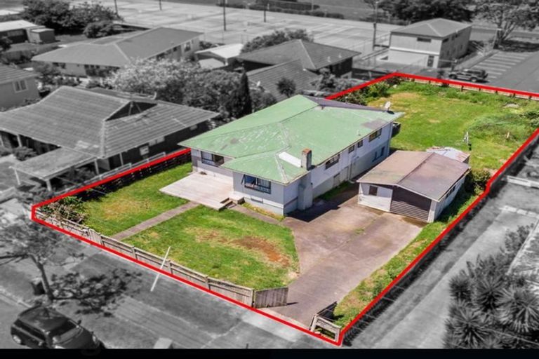 Photo of property in 1 Frances Street, Manurewa, Auckland, 2102