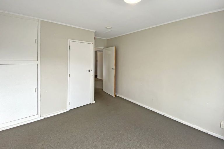 Photo of property in 95 Farmer Crescent, Taita, Lower Hutt, 5011