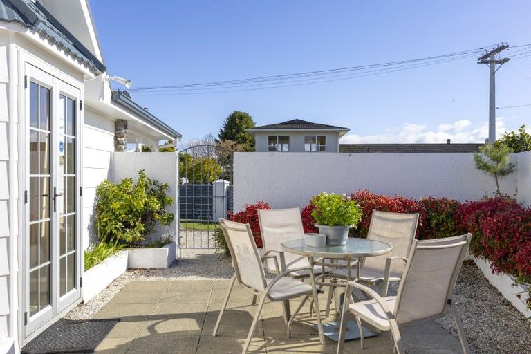 Photo of property in 26 Aubrey Crescent, Rainbow Point, Taupo, 3330