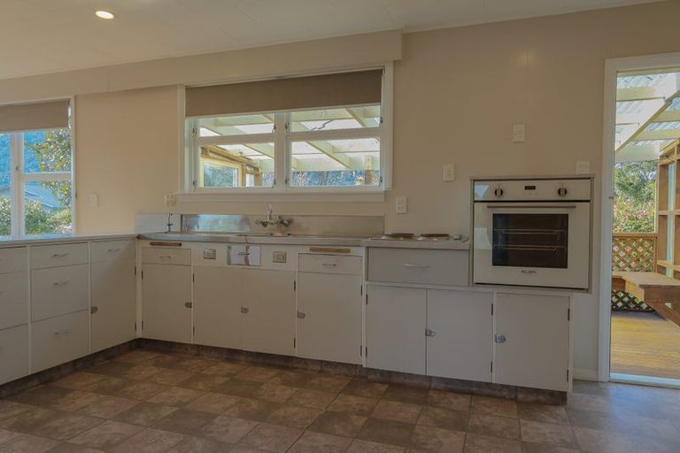 Photo of property in 32 Domett Esplanade, Cobden, Greymouth, 7802