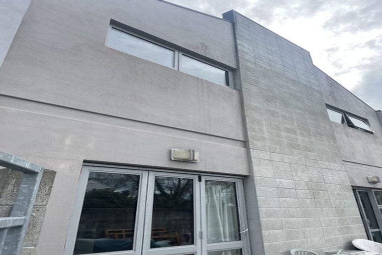 Photo of property in 27a Newnham Terrace, Upper Riccarton, Christchurch, 8041