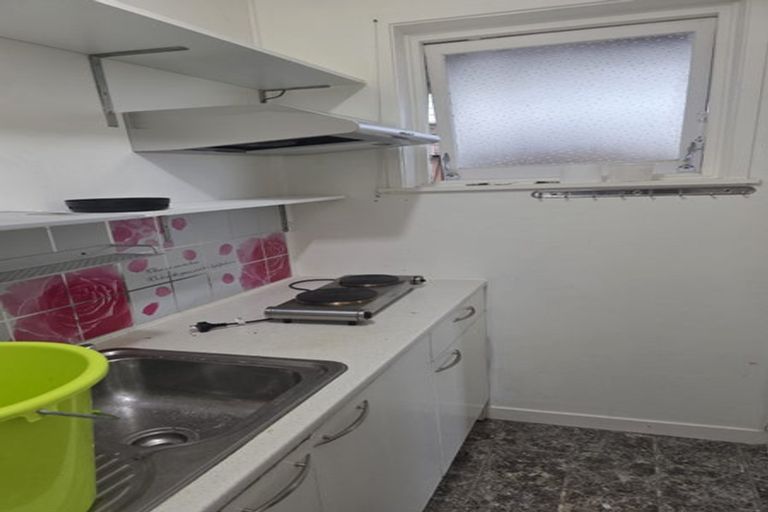 Photo of property in 93 Coronation Road, Hillcrest, Auckland, 0627