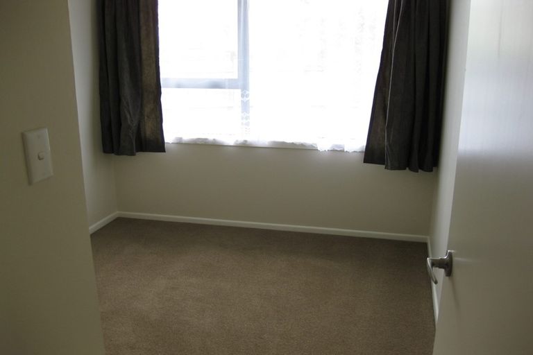 Photo of property in 3a Kelvin Road, Papakura, 2110