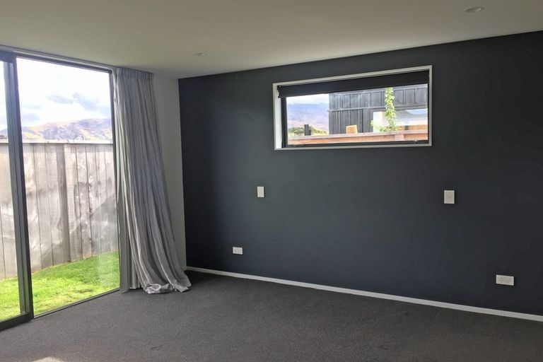 Photo of property in 6 Glen Dene Crescent, Wanaka, 9305