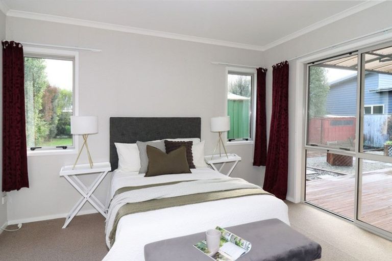 Photo of property in 29 Armstrong Avenue, Carterton, 5713