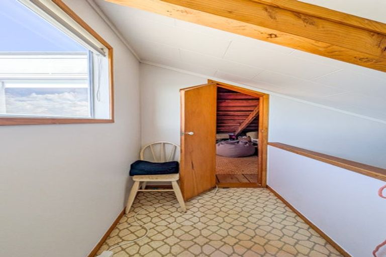 Photo of property in 28 Kelly Street, Baylys Beach, Dargaville, 0377