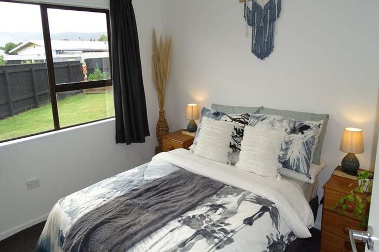 Photo of property in 13 Perth Street, Levin, 5510