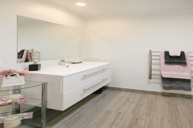 Photo of property in 24a Paisley Street, Awapuni, Palmerston North, 4412