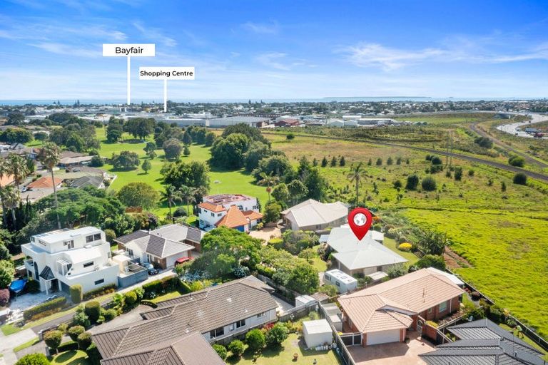 Photo of property in 41 Plateau Heights, Mount Maunganui, 3116